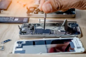 iphone-battery-replacement-service-at-Ilab India