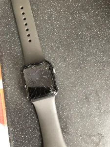 fix-broken-screen-of-iWatch-home-service